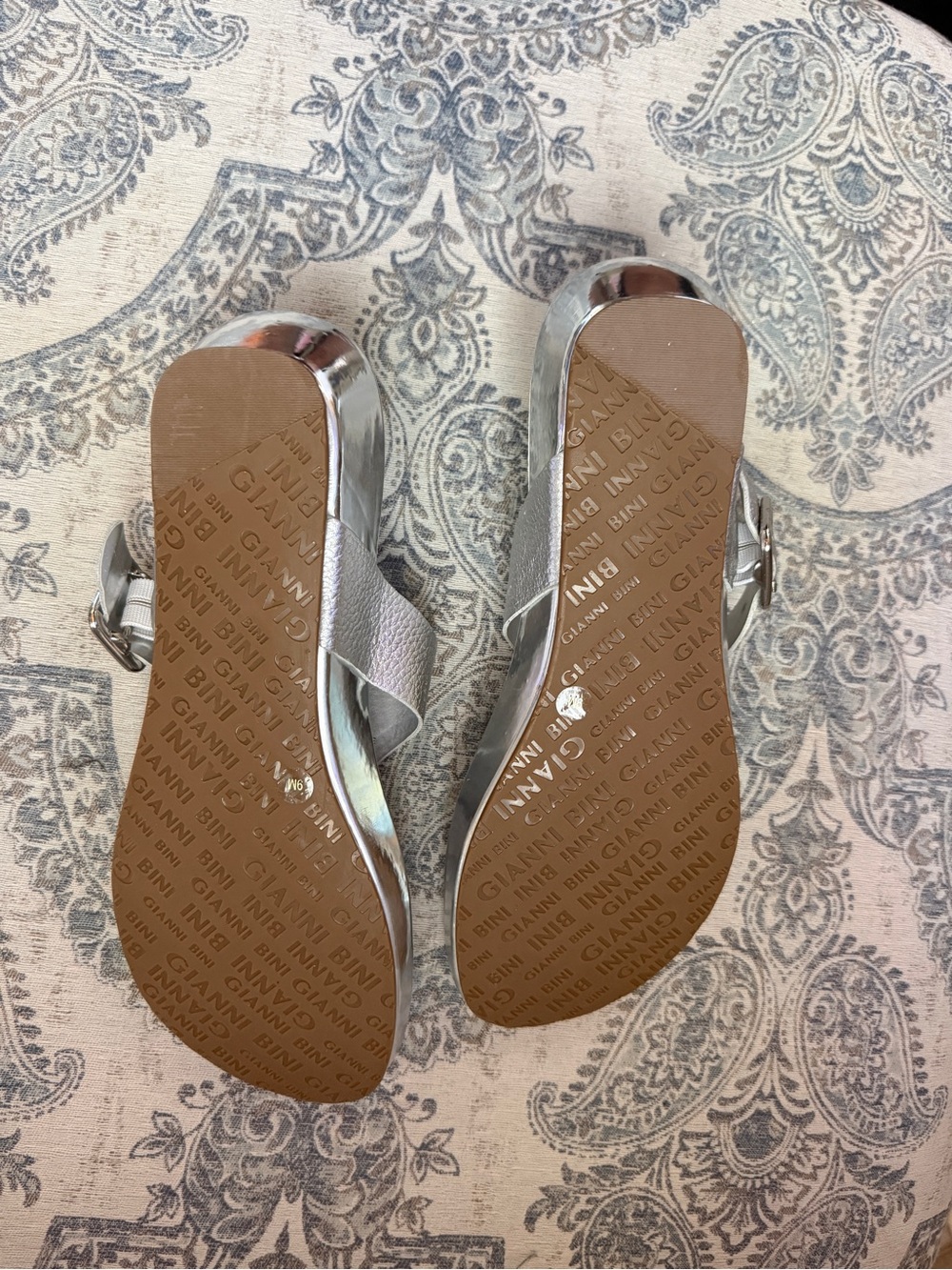 Gianni Bini Silver Metallic T-strap Sandals with Stud Detail - Picture 4 of 10